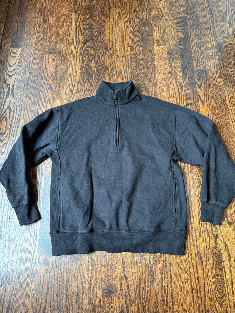 Aritzia XS women’s  Black Quarter-Zip Sweatfleece Pullover